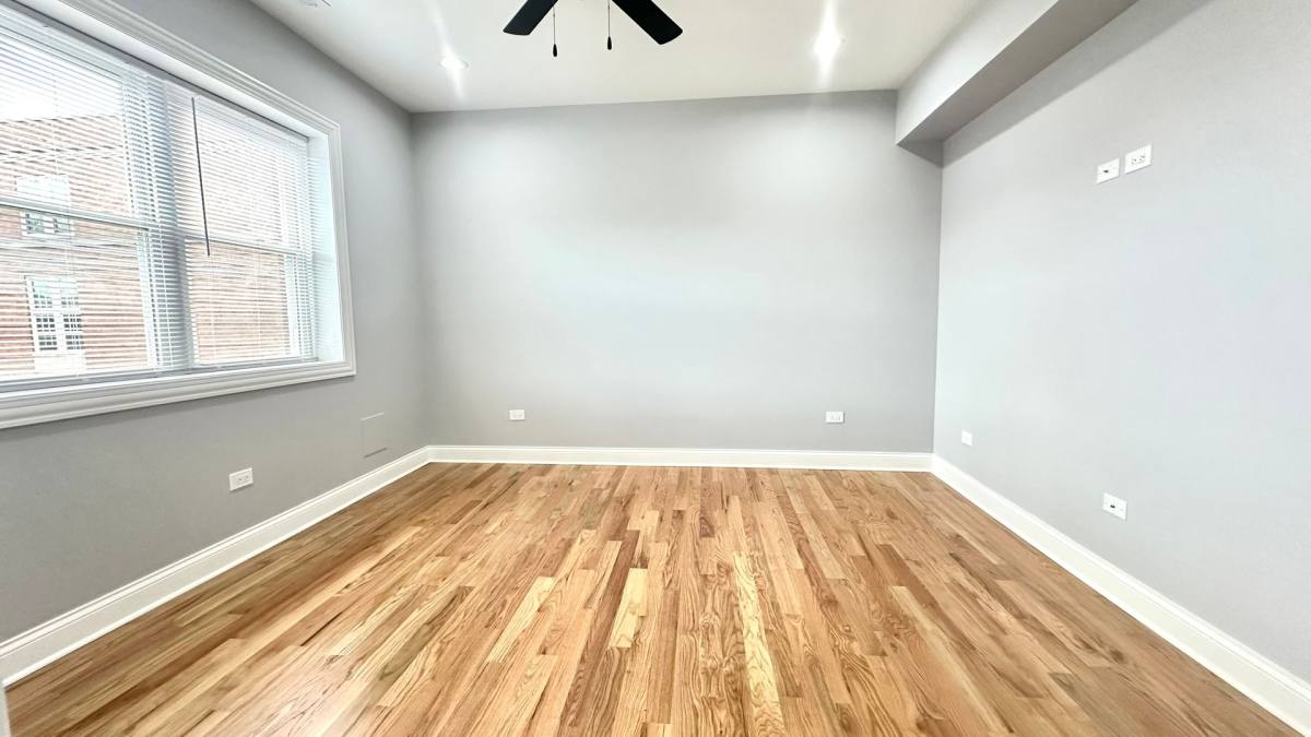 Apartment for rent at 4500 N Sheridan, Chicago, IL 60640