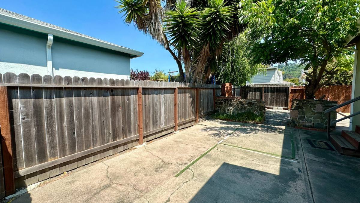 House for rent at 1426 Liberty St, El Cerrito, CA 94530