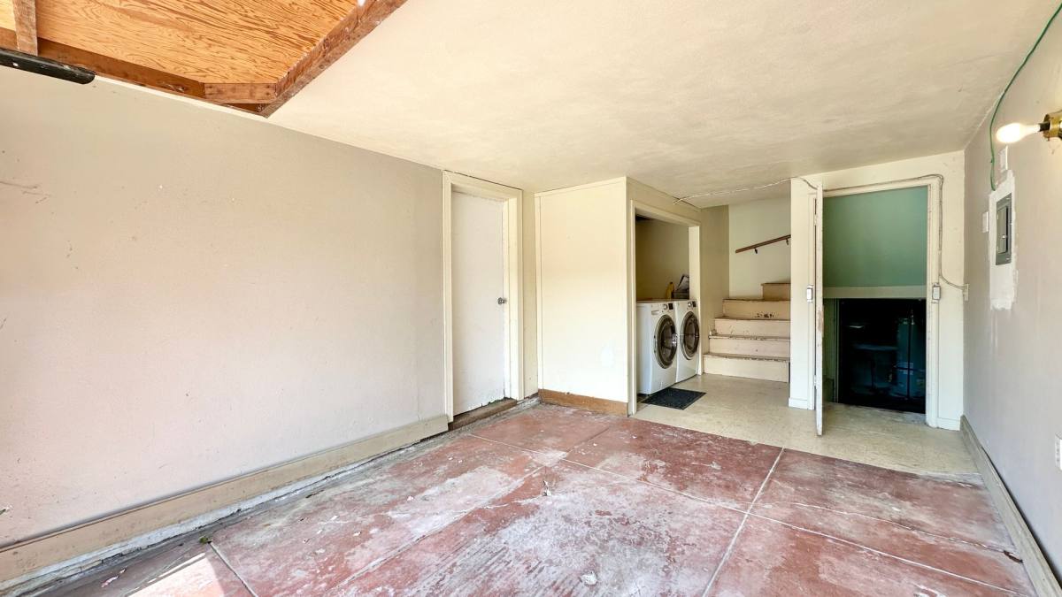 House for rent at 1426 Liberty St, El Cerrito, CA 94530