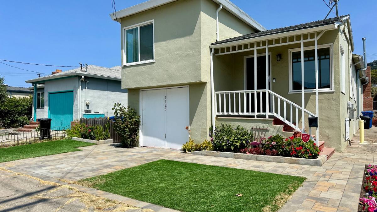 House for rent at 1426 Liberty St, El Cerrito, CA 94530