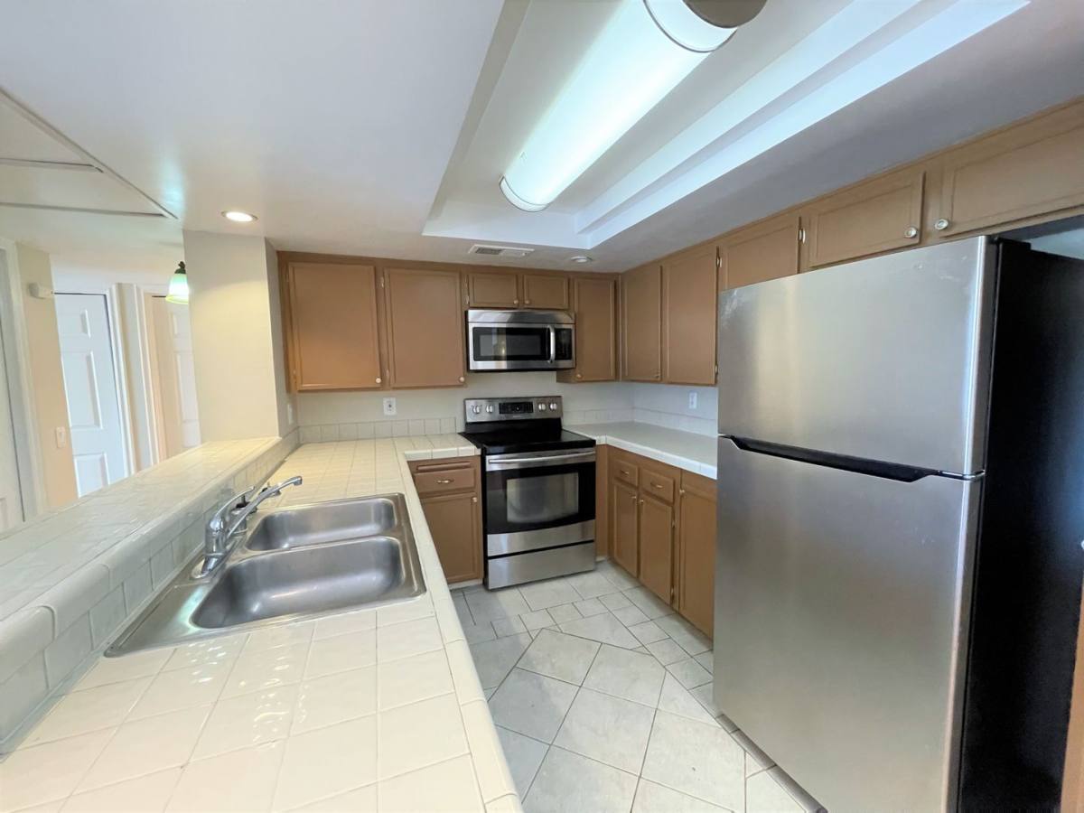 Condo for rent at 5885 El Cajon Blvd, San Diego, CA 92115