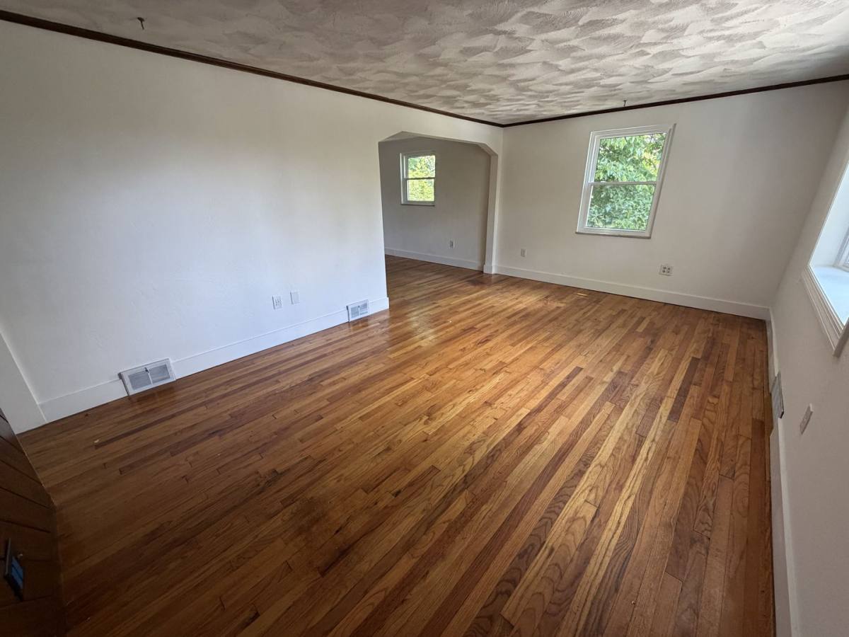 House for rent at 1016 Old Washington Rd, Canonsburg, PA 15317
