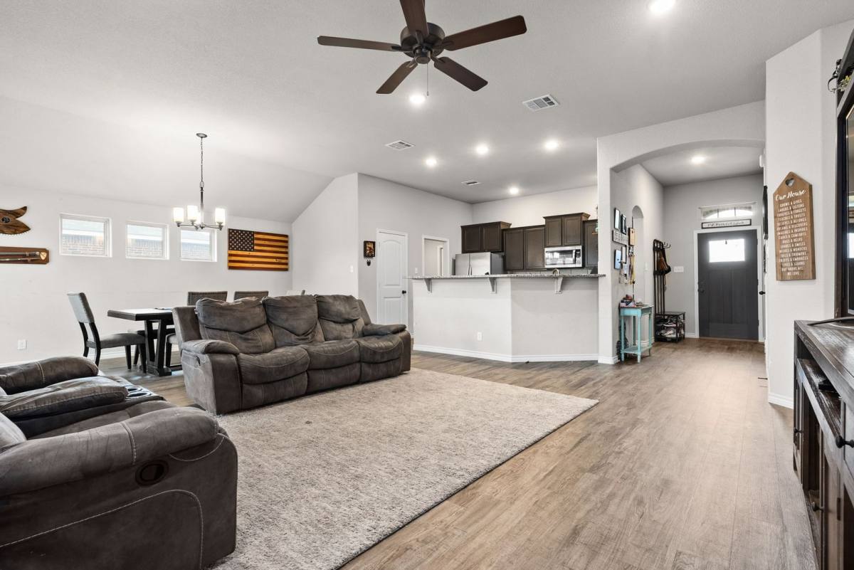 House for rent at 907 McLaury Cove, Killeen, TX 76542