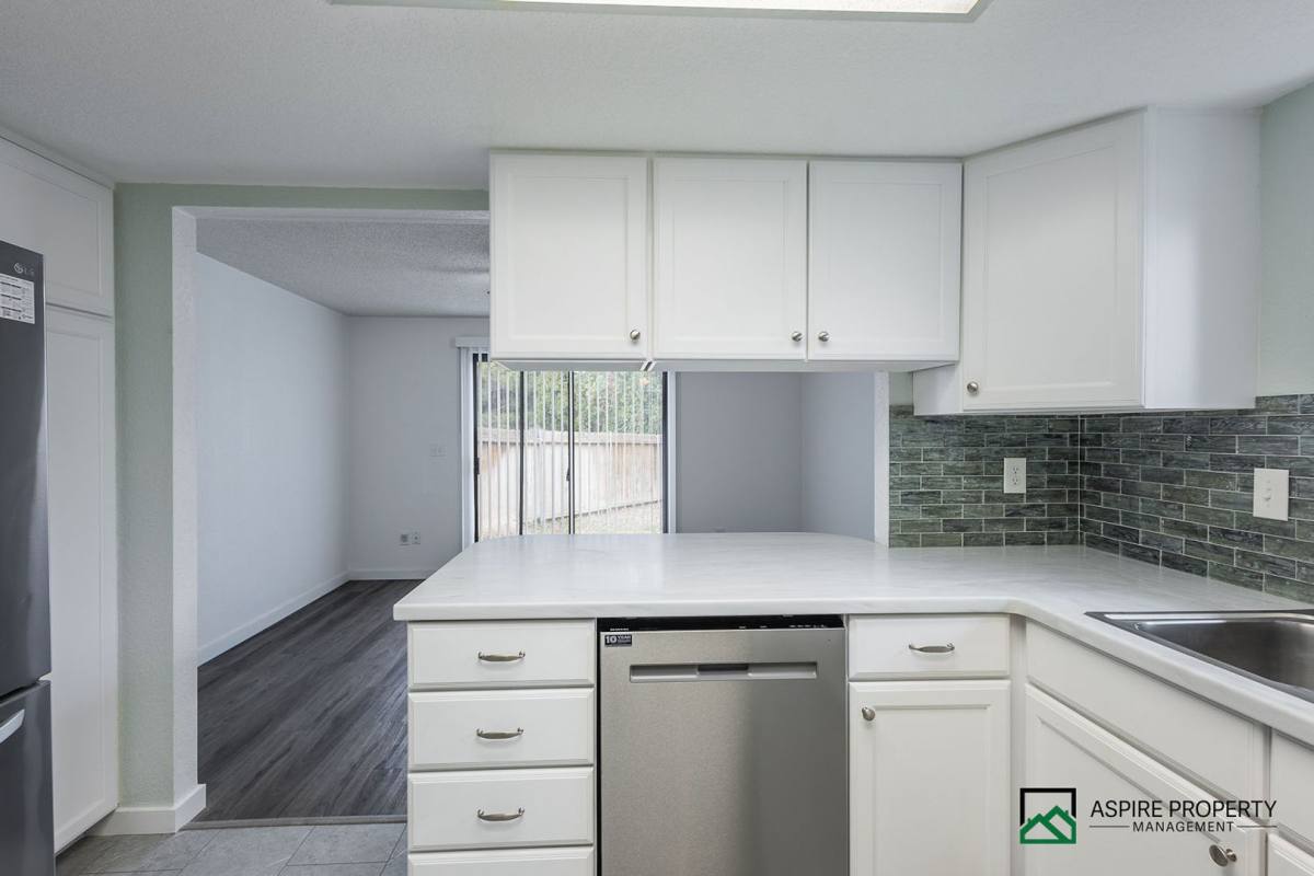 Townhouse for rent at 3286 W Sugar Creek Dr, Meridian, ID 83646