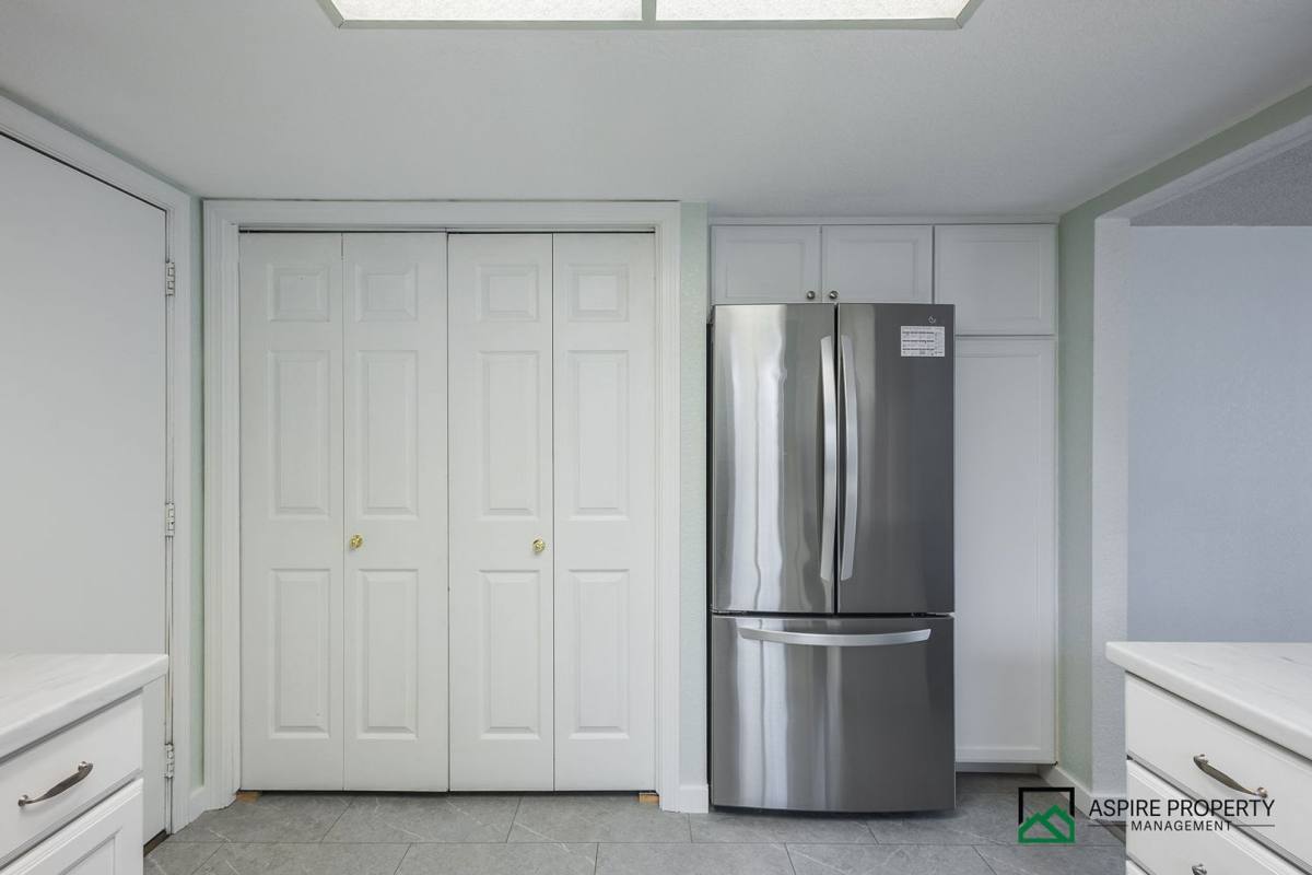 Townhouse for rent at 3286 W Sugar Creek Dr, Meridian, ID 83646
