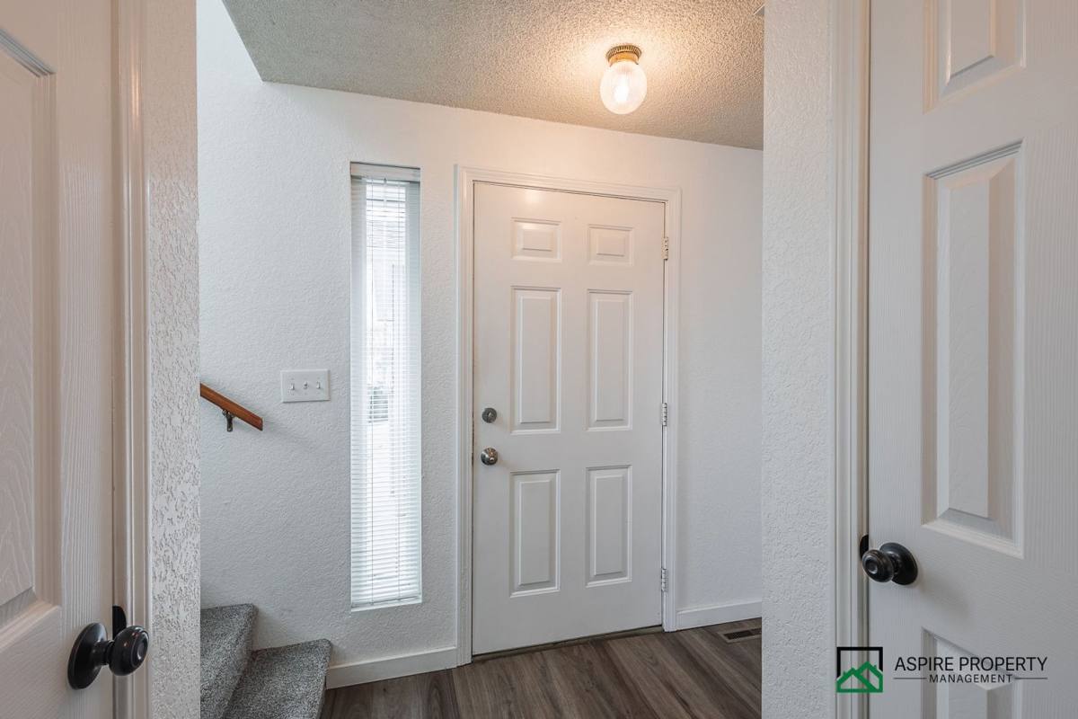 Townhouse for rent at 3286 W Sugar Creek Dr, Meridian, ID 83646