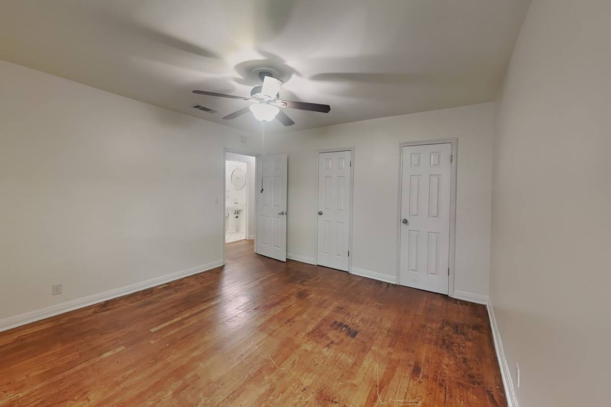 House for rent at 805 Northwood Rd, Fort Worth, TX 76107