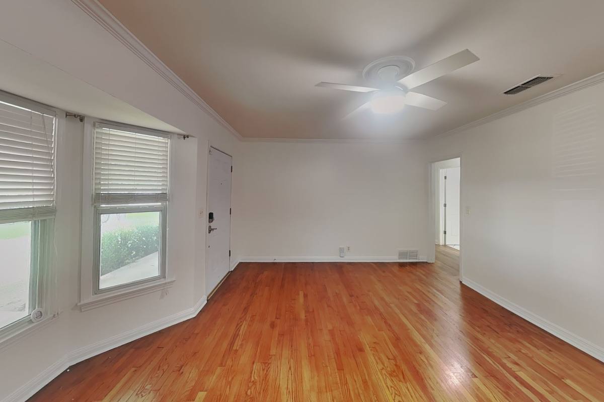 House for rent at 805 Northwood Rd, Fort Worth, TX 76107