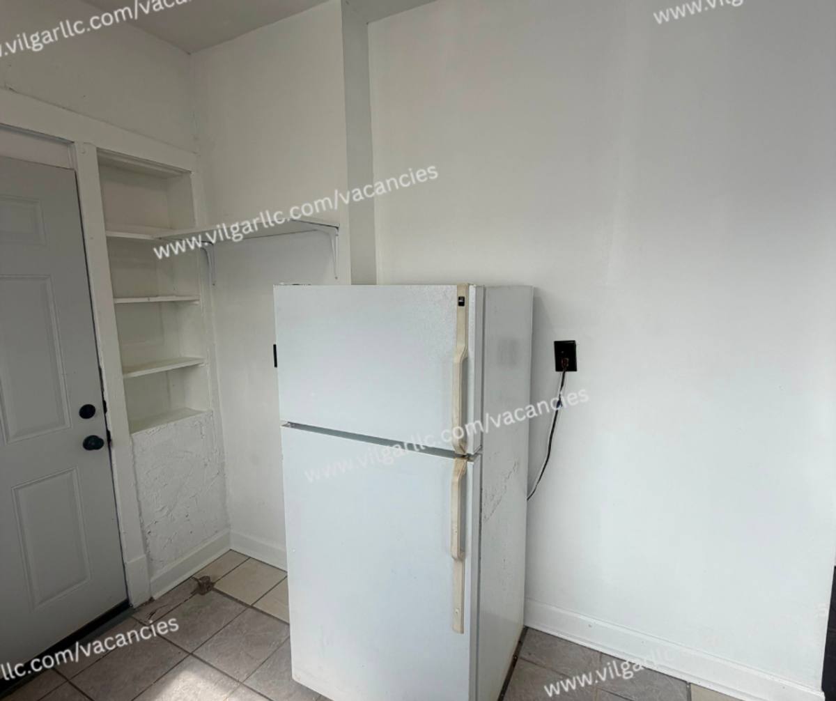 Apartment for rent at 1514 W 5th Ave, Gary, IN 46402