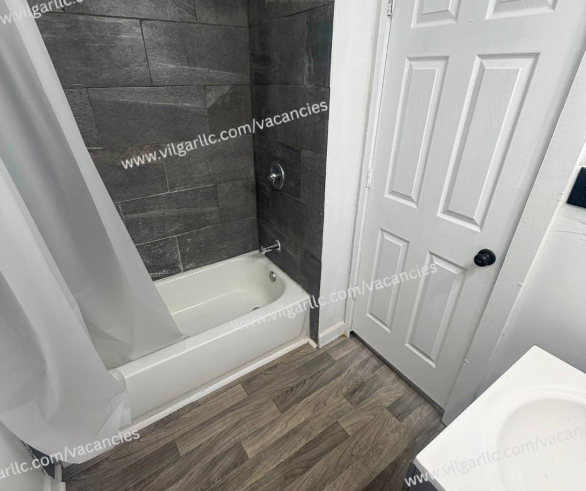 Apartment for rent at 1514 W 5th Ave, Gary, IN 46402