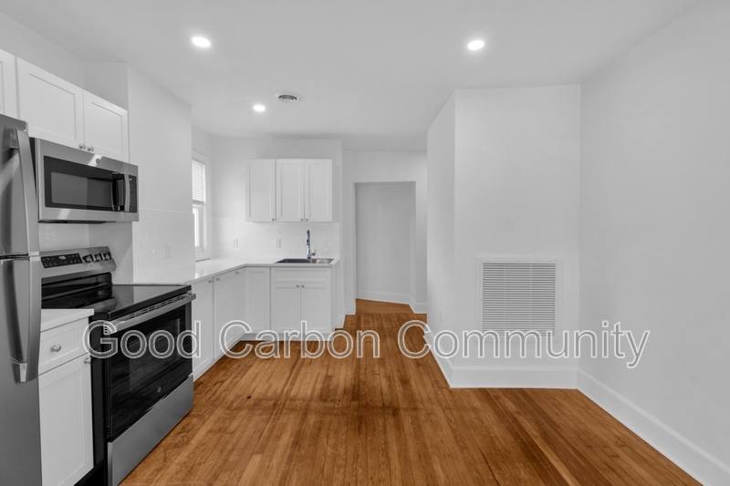 Apartment for rent at 213 Summer St, Buffalo, NY 14222