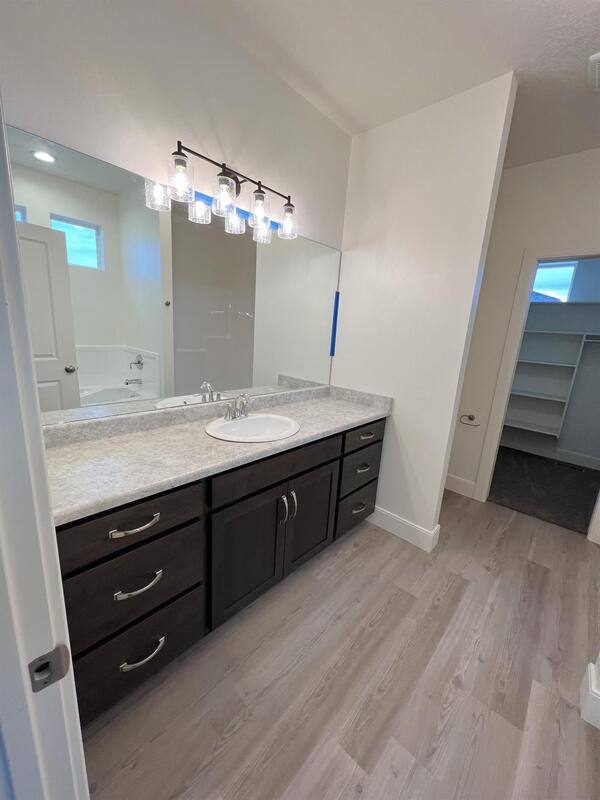 Townhouse for rent at 250 W 1200 S, Tremonton, UT 84337