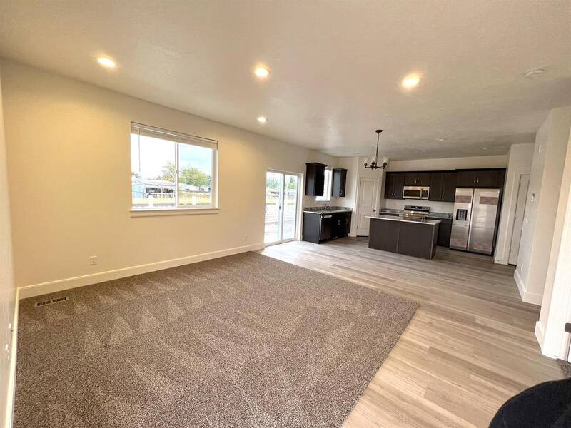 Townhouse for rent at 250 W 1200 S, Tremonton, UT 84337