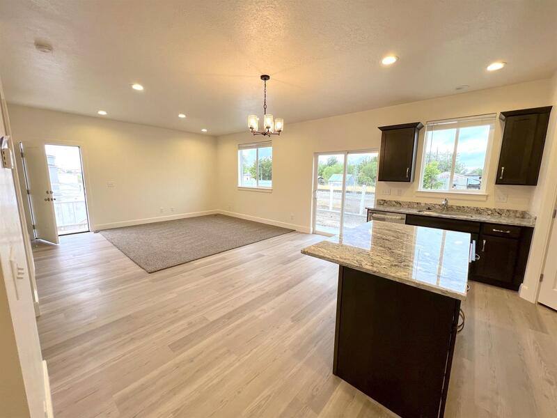 Townhouse for rent at 250 W 1200 S, Tremonton, UT 84337