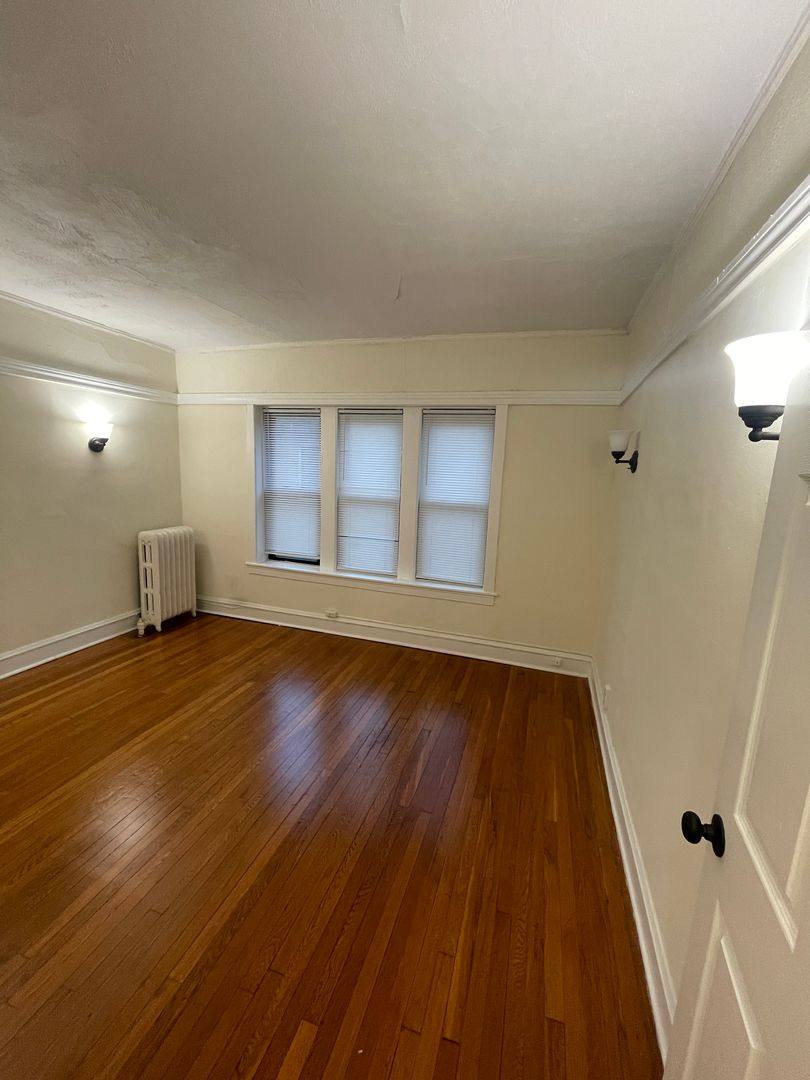 Apartment for rent at 5050-58 Nkenmore, Chicago, IL 60640