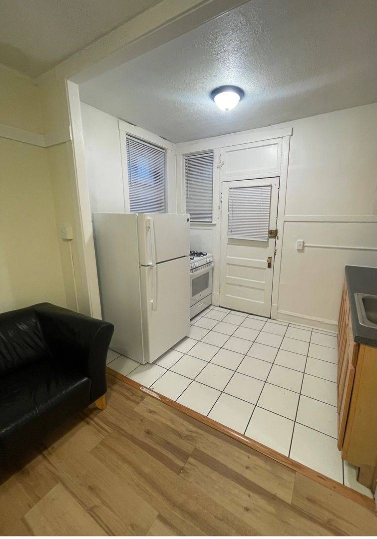 Apartment for rent at 5050-58 Nkenmore, Chicago, IL 60640