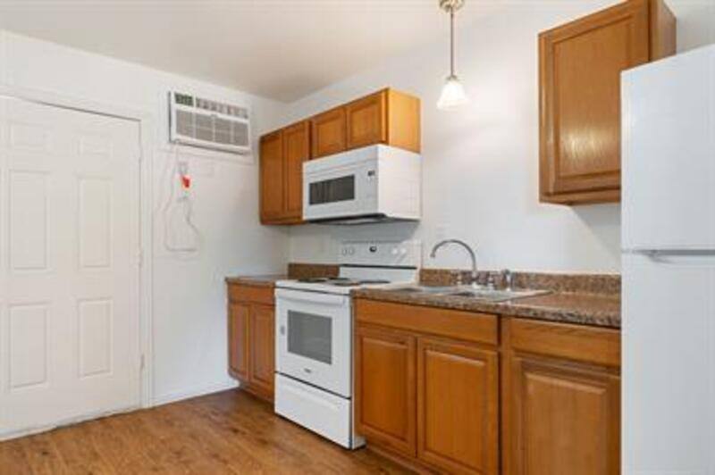 Apartment for rent at 720 Pritchett Lane, Kemp, TX 75143