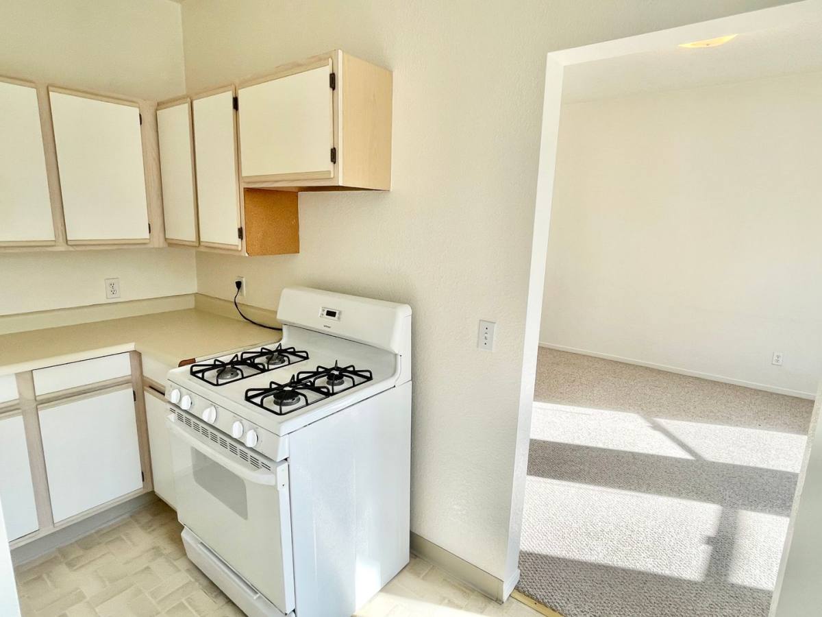 Apartment for rent at 700 Laguna St, San Francisco, CA 94102