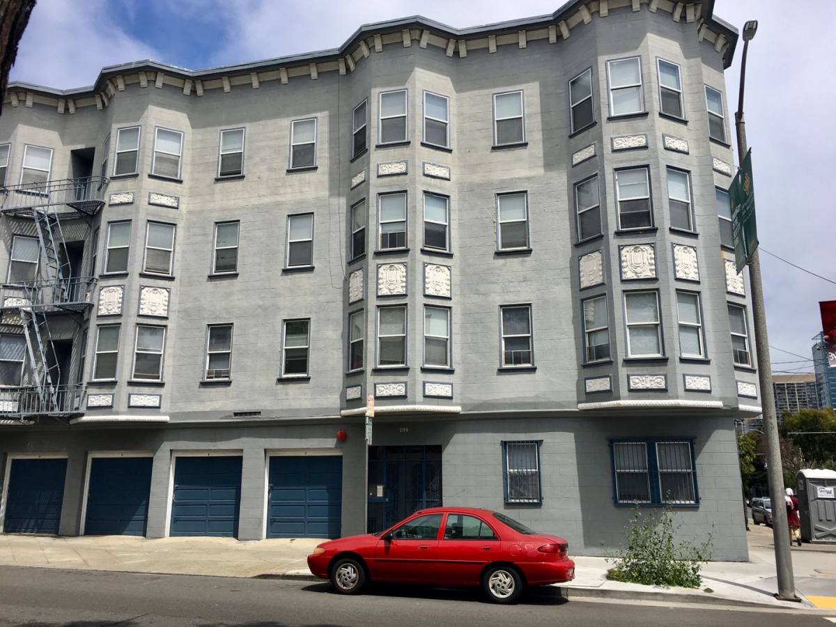 Apartment for rent at 700 Laguna St, San Francisco, CA 94102