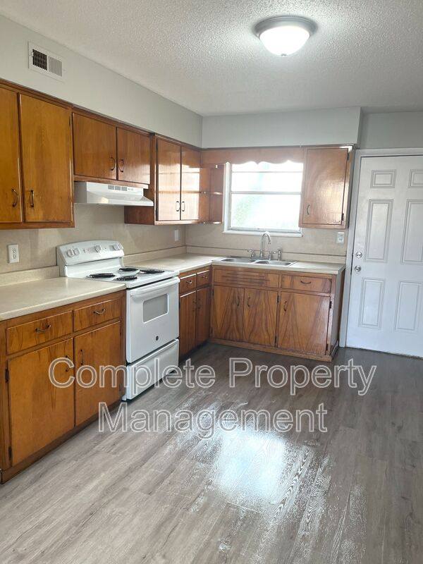 Apartment for rent at 1108 Hall St #2, Birmingham, AL 35217