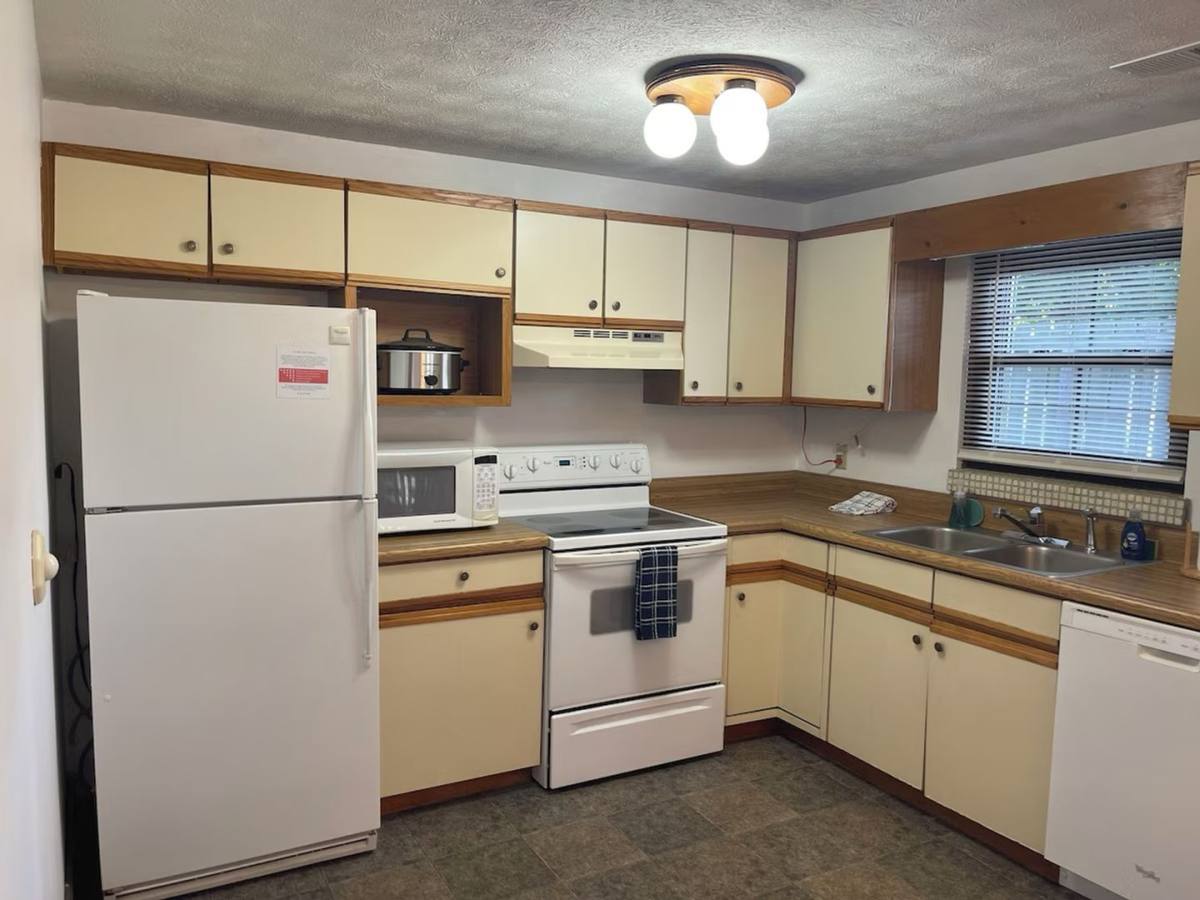 House for rent at 625 S Asbury Dr #1, Pigeon Forge, TN 37863