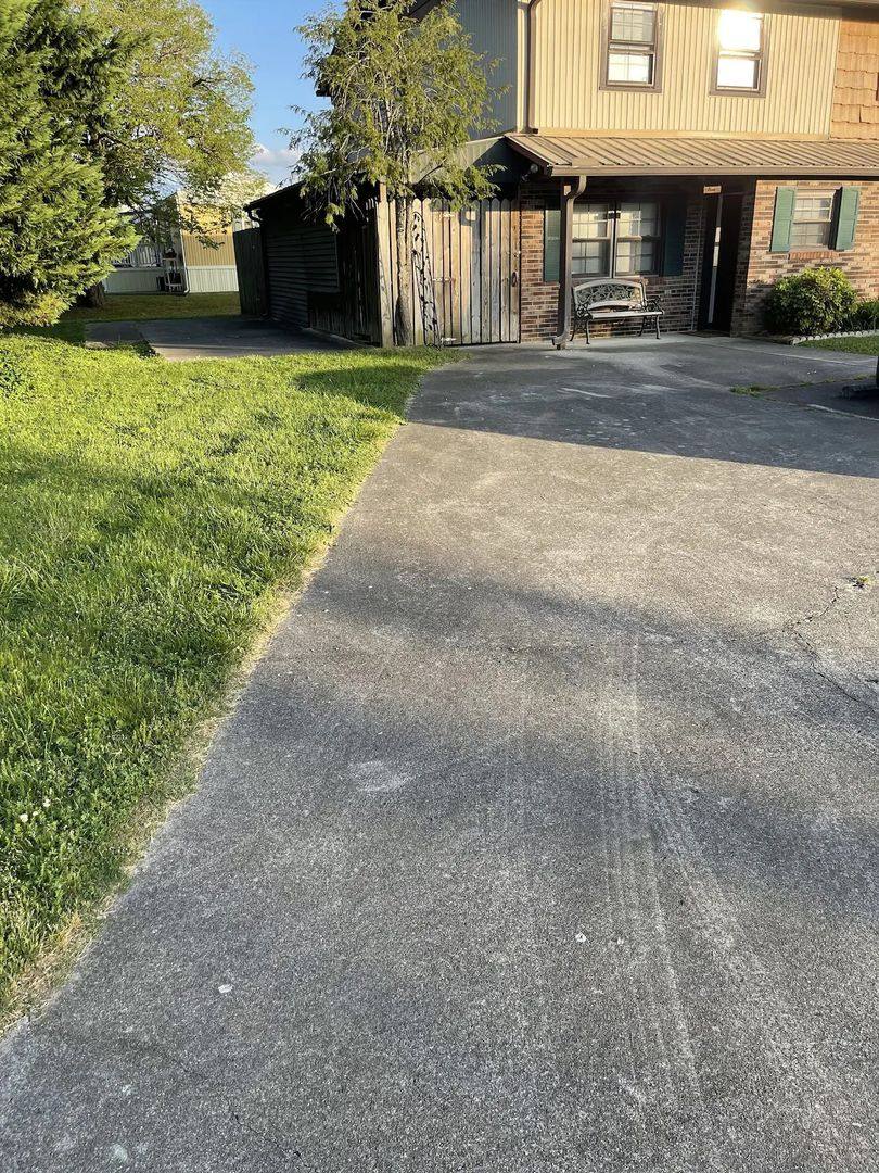 House for rent at 625 S Asbury Dr #1, Pigeon Forge, TN 37863
