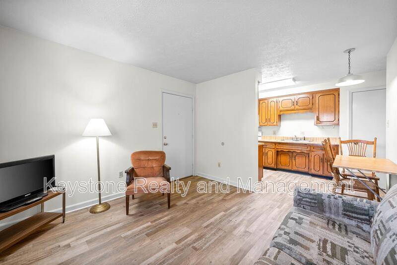 Apartment for rent at 100 Laurel Cove Dr, Hopkinsville, KY 42240