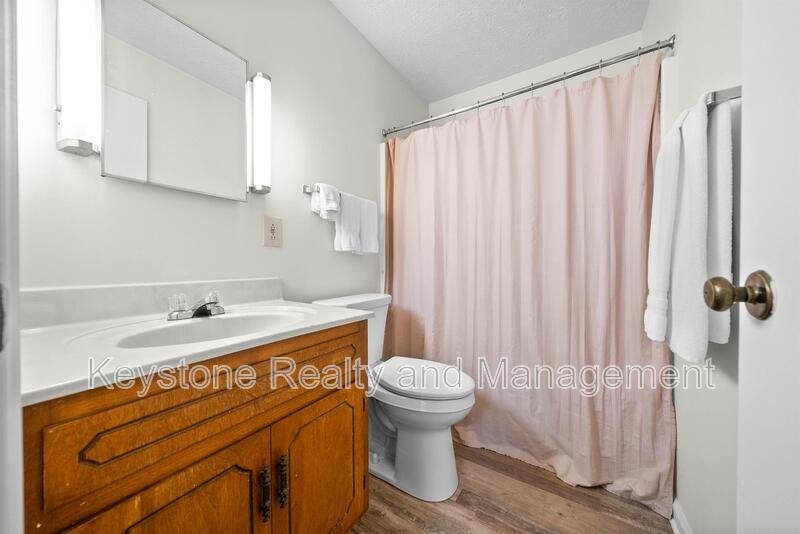 Apartment for rent at 100 Laurel Cove Dr, Hopkinsville, KY 42240