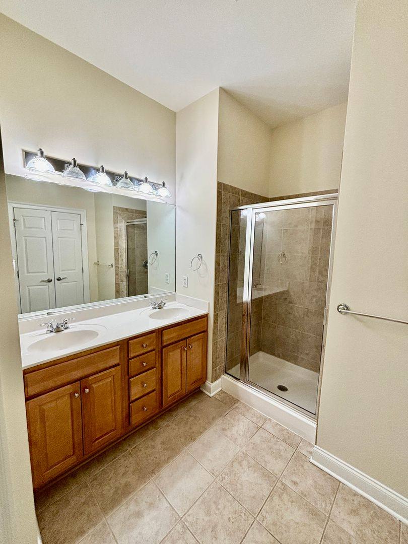 Condo for rent at 5215 Center St, Williamsburg, VA 23188