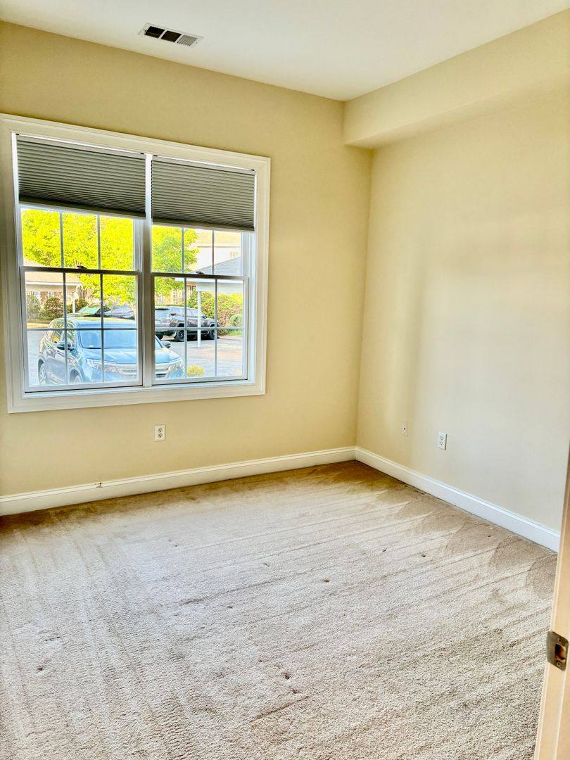 Condo for rent at 5215 Center St, Williamsburg, VA 23188