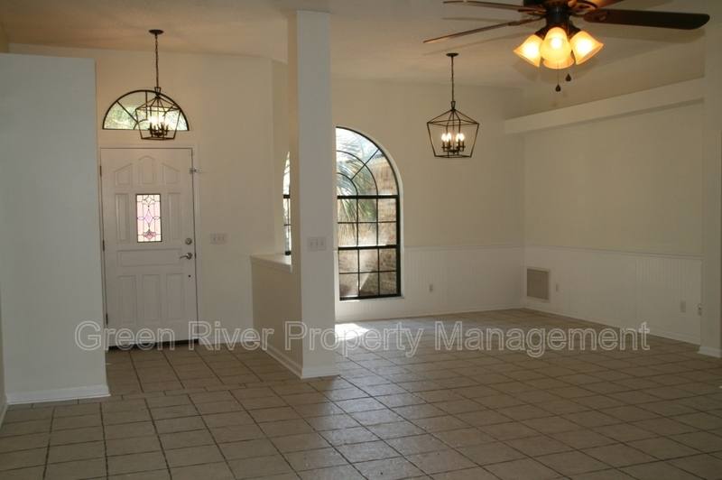 House for rent at 6106 Pine Ave, Fleming Island, FL 32003