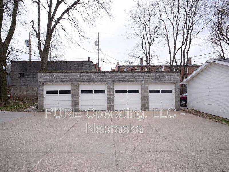 Apartment for rent at 210 N 32nd Ave #4, Omaha, NE 68131