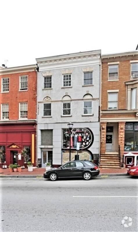 Apartment for rent at 525 N Charles St #202, Baltimore, MD 21201