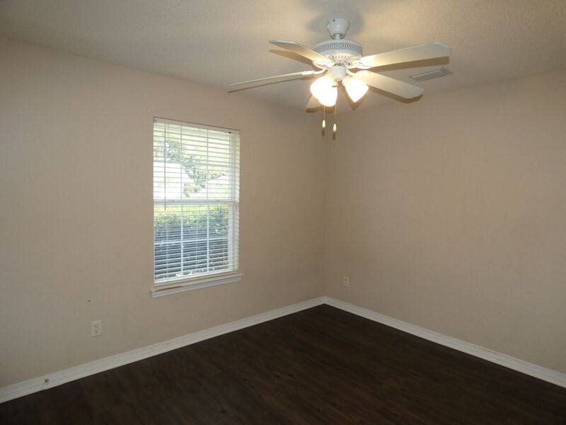 House for rent at 4732 La Casa Circle, Milton, FL 32571