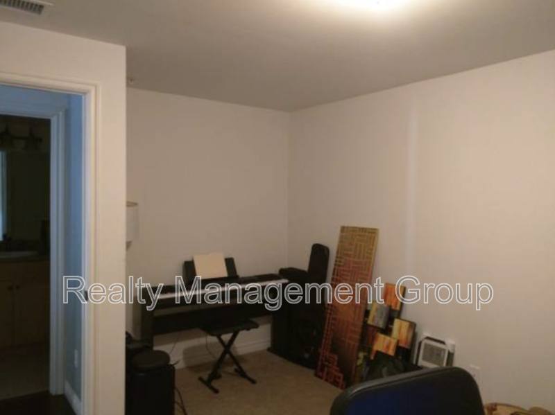 Townhouse for rent at 2018 Hornblend St, San Diego, CA 92109