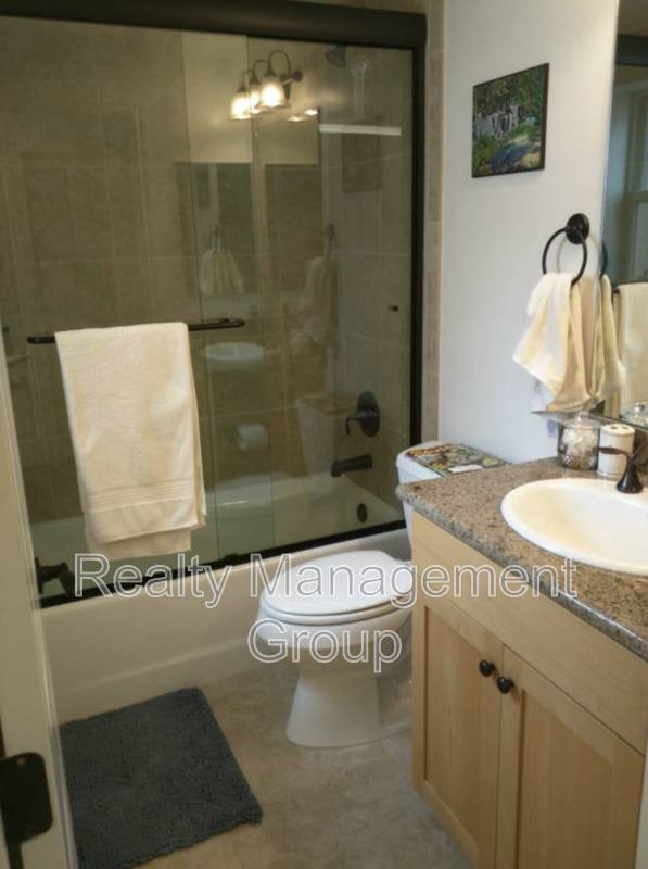 Townhouse for rent at 2018 Hornblend St, San Diego, CA 92109