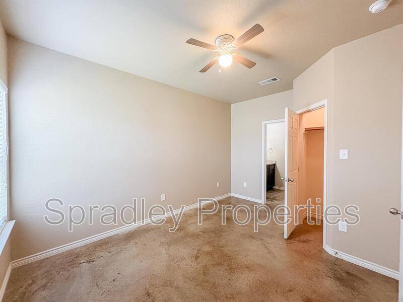 Apartment for rent at 7108B Cameron Park Rd, Temple, TX 76502