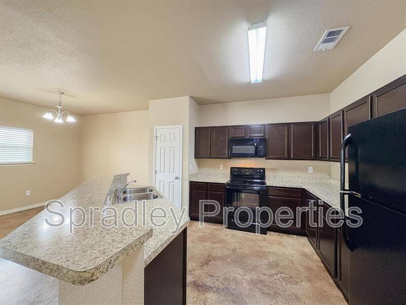 Apartment for rent at 7108B Cameron Park Rd, Temple, TX 76502