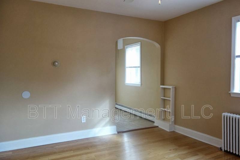 Apartment for rent at 8105 Greenwood Ave E, Takoma Park, MD 20912