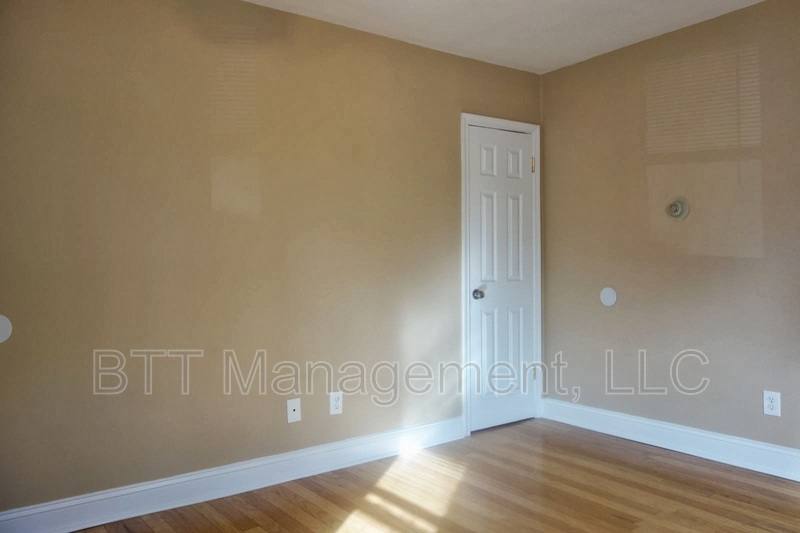 Apartment for rent at 8105 Greenwood Ave E, Takoma Park, MD 20912