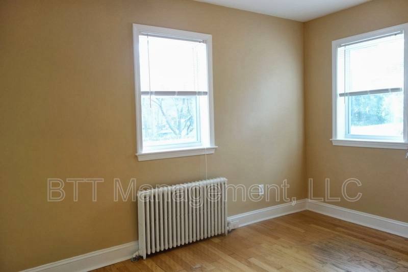 Apartment for rent at 8105 Greenwood Ave E, Takoma Park, MD 20912