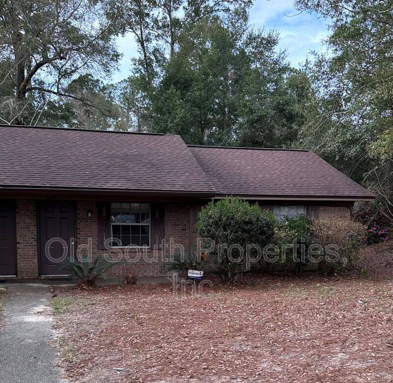 Apartment for rent at 5097 Yacht Harbour Circle, Pensacola, FL 32514