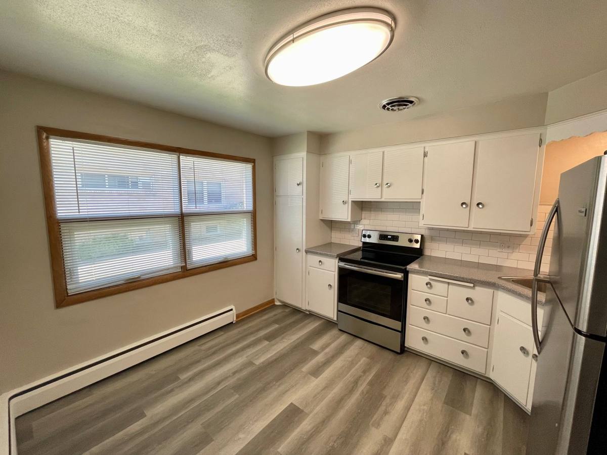 Apartment for rent at 929 S Brooks St, Madison, WI 53715