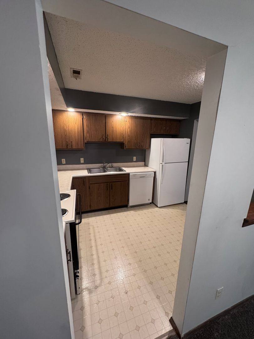 Condo for rent at 2539 Clayton Blvd, Champaign, IL 61822