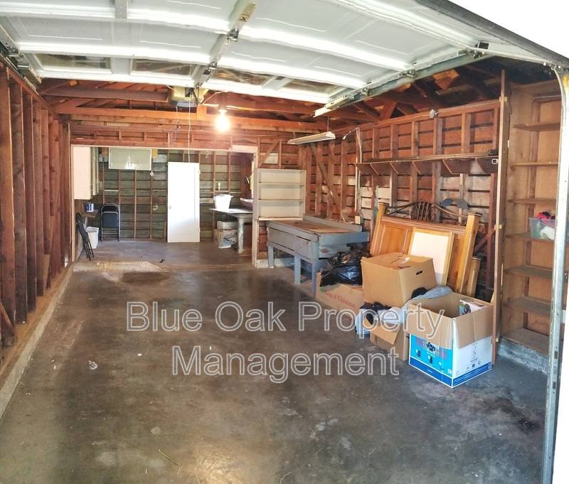 House for rent at 1316 Arbutus Ave, Chico, CA 95926