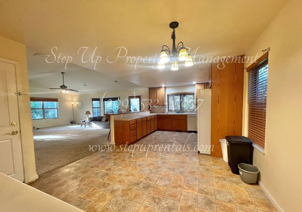 House for rent at 22519 Lina Lane, Twain Harte, CA 95383