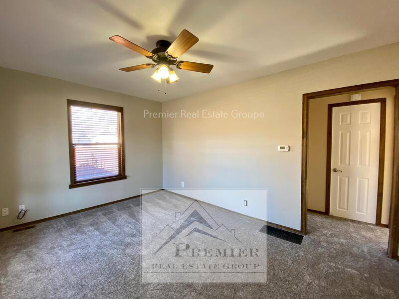 House for rent at 1 Alsace Way, Colorado Springs, CO 80906