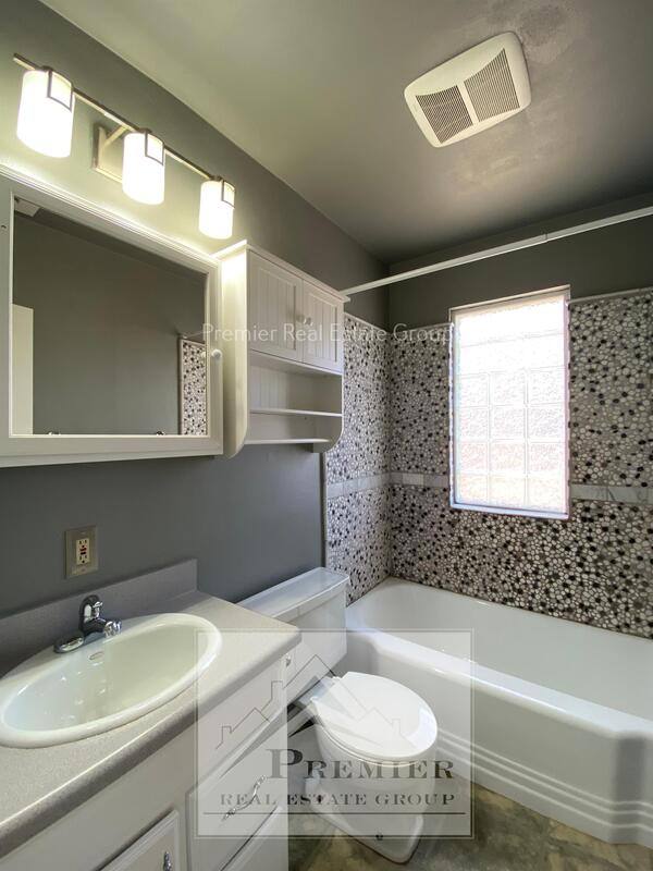 House for rent at 1 Alsace Way, Colorado Springs, CO 80906