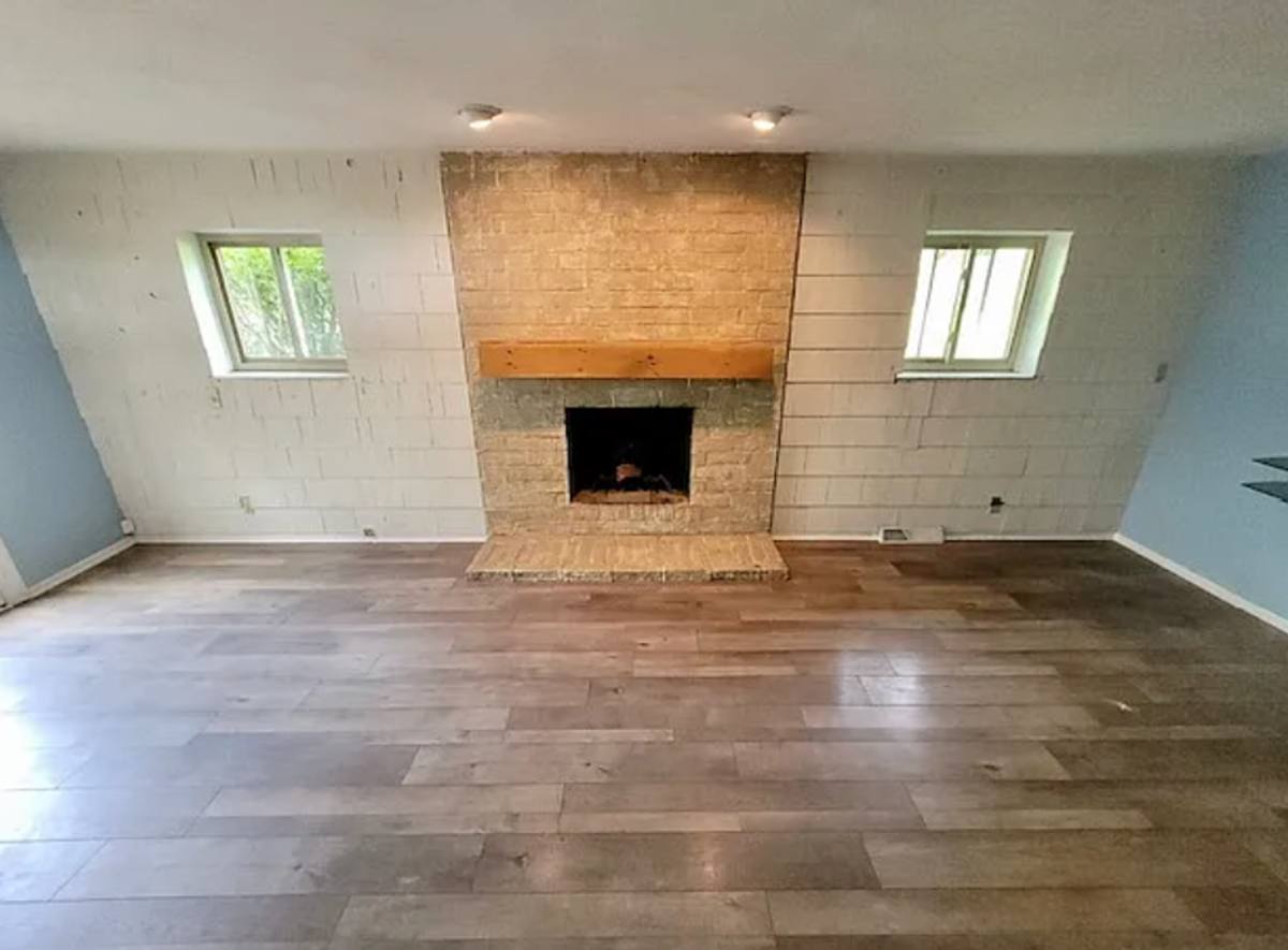 House for rent at 818 Eastchester Dr, Columbus, OH 43230