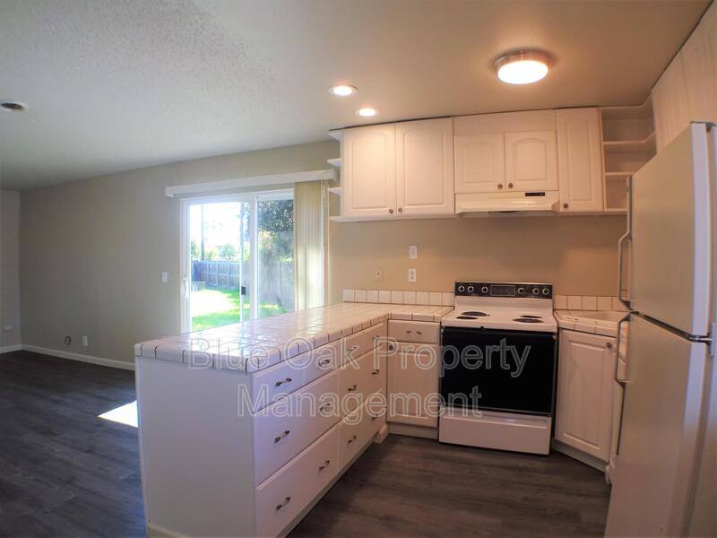 House for rent at 28 Santos Way, Chico, CA 95973